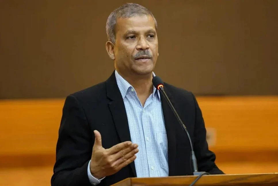 দেশের মর্যাদার বিনিময়ে আমরা বিশ্বকাপ খেলতে চাই না: আসিফ নজরুল