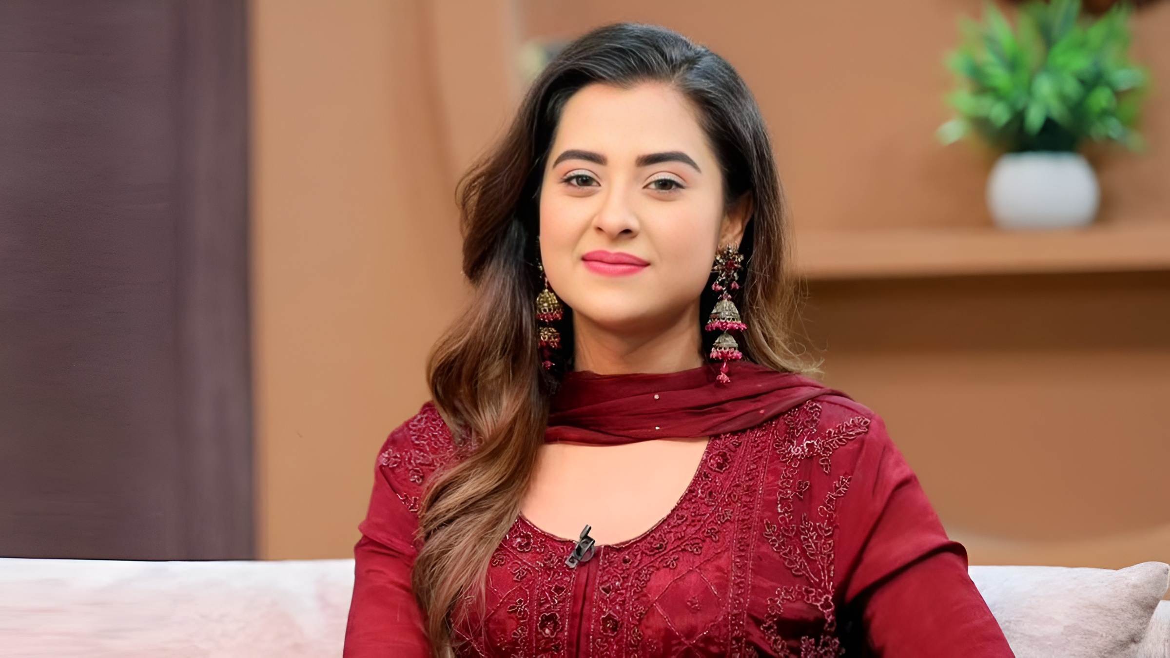 মা হওয়ার গুঞ্জনে বিরক্তি প্রকাশ করেছেন ঢাকাই চলচ্চিত্রের জনপ্রিয় অভিনেত্রী শবনম বুবলী।