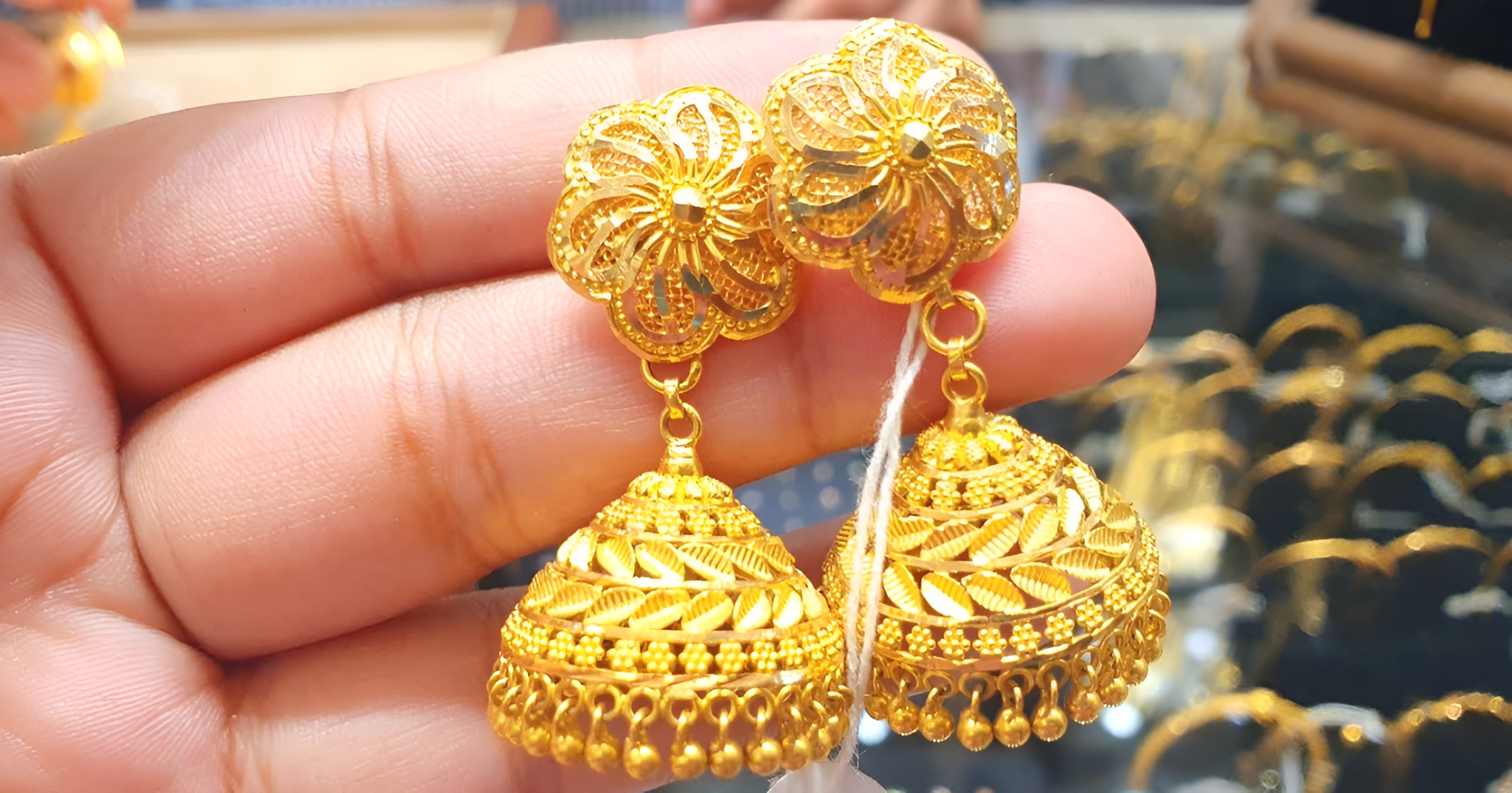 দেশে স্বর্ণের দামে নতুন রেকর্ড