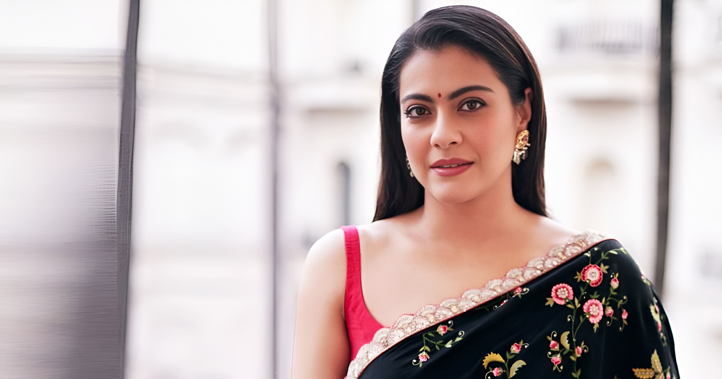 কাজলের ‘রহস্যময়’ বার্তা