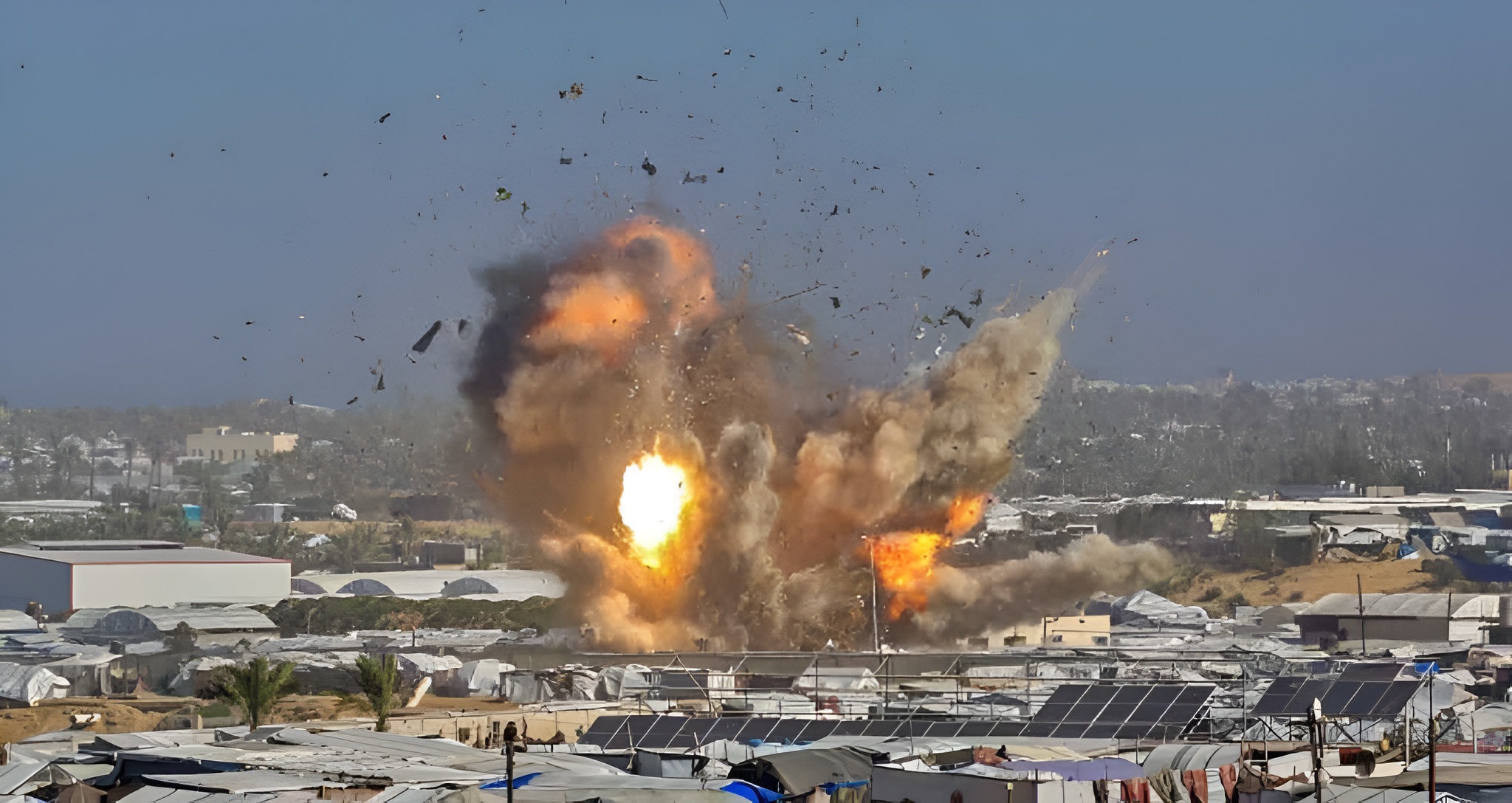 গাজায় ফের ইসরায়েলি বাহিনীর তাণ্ডব, শিশুসহ নিহত ২৯