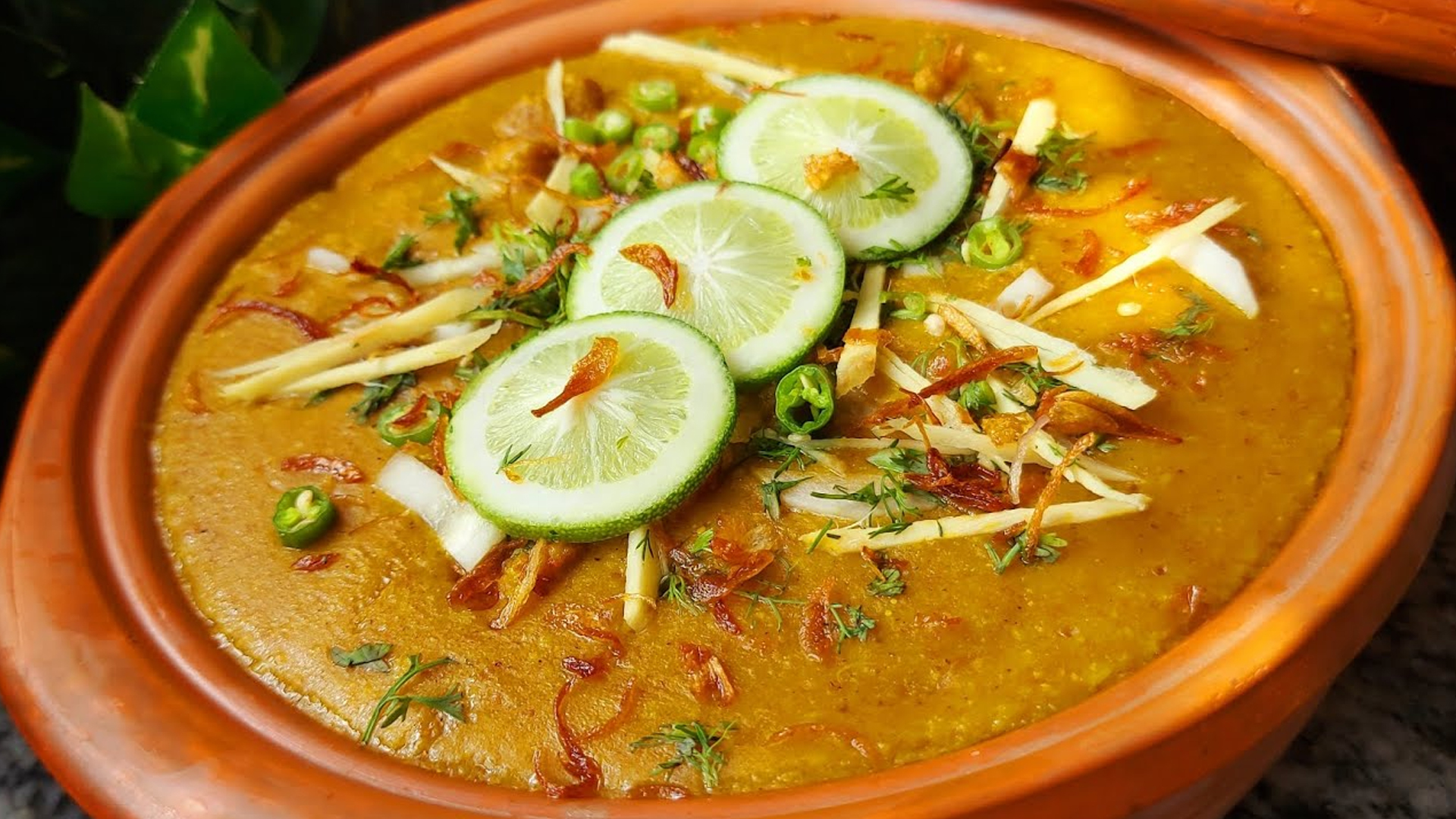 সেহরি-ইফতারে সুস্বাদু হালিম তৈরির সহজ রেসিপি