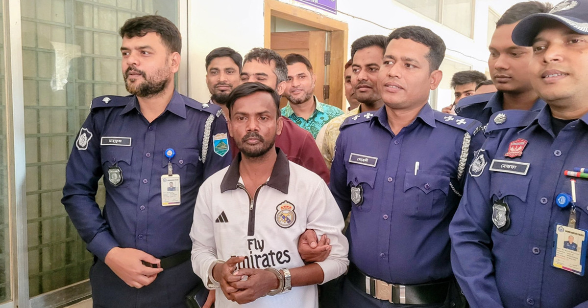 মিথিলার মামলায় গ্রেপ্তার হিরো আলম